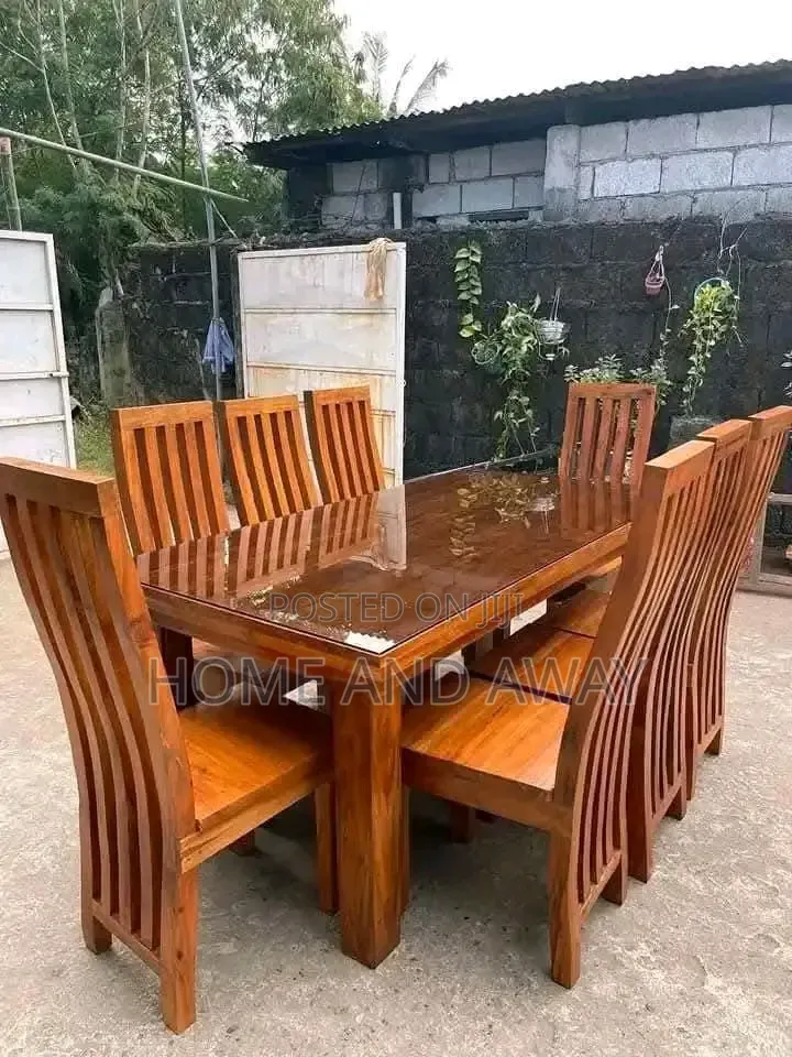 Dining Sets/All 8 Seaters Dining Sets in Any Colour From 1,800,000/-