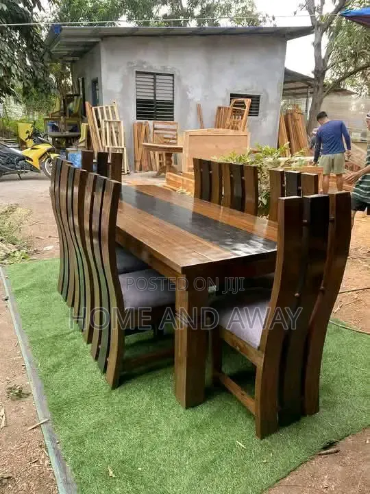 Dining Sets/All 8 Seaters Dining Sets in Any Colour From 1,800,000/-
