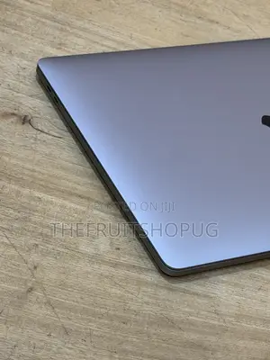 Laptop Apple MacBook Pro 2019 16GB Intel Core i7 SSD 1T