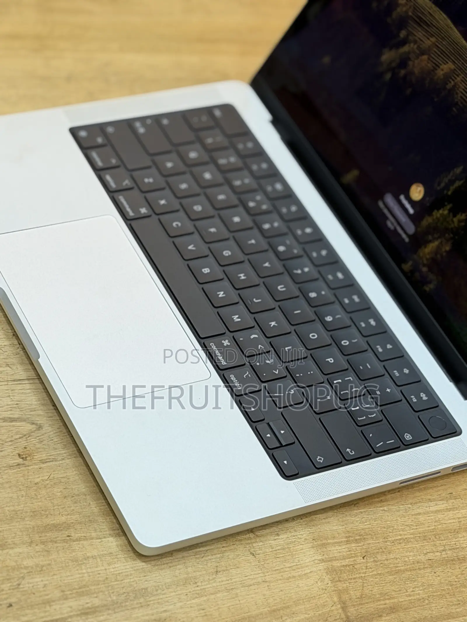 Laptop Apple MacBook Pro 2023 M3 8GB Apple M3 SSD 512GB