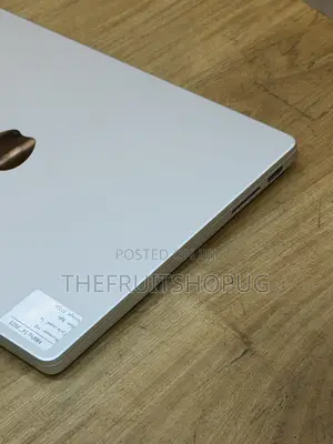 Laptop Apple MacBook Pro 2023 M3 8GB Apple M3 SSD 512GB