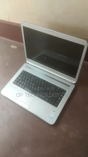 Laptop Sony VAIO E15 SVE1512K1EB 2GB Intel Core 2 Duo HDD 128GB