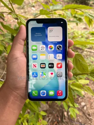 Apple iPhone 11 64 GB White