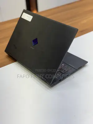 Laptop HP Omen 15 16GB AMD Ryzen 7 SSD 512GB