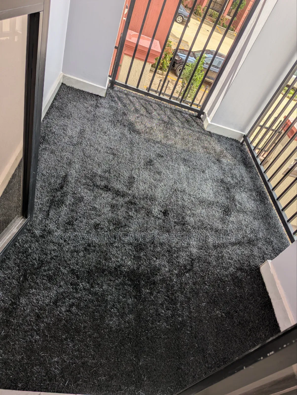 Good View Balcony Black Grass Carpet