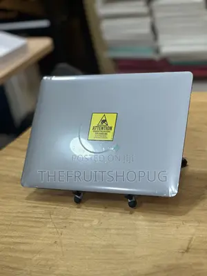 Macbook Air 13inch M1 2020 Screen Model A2337