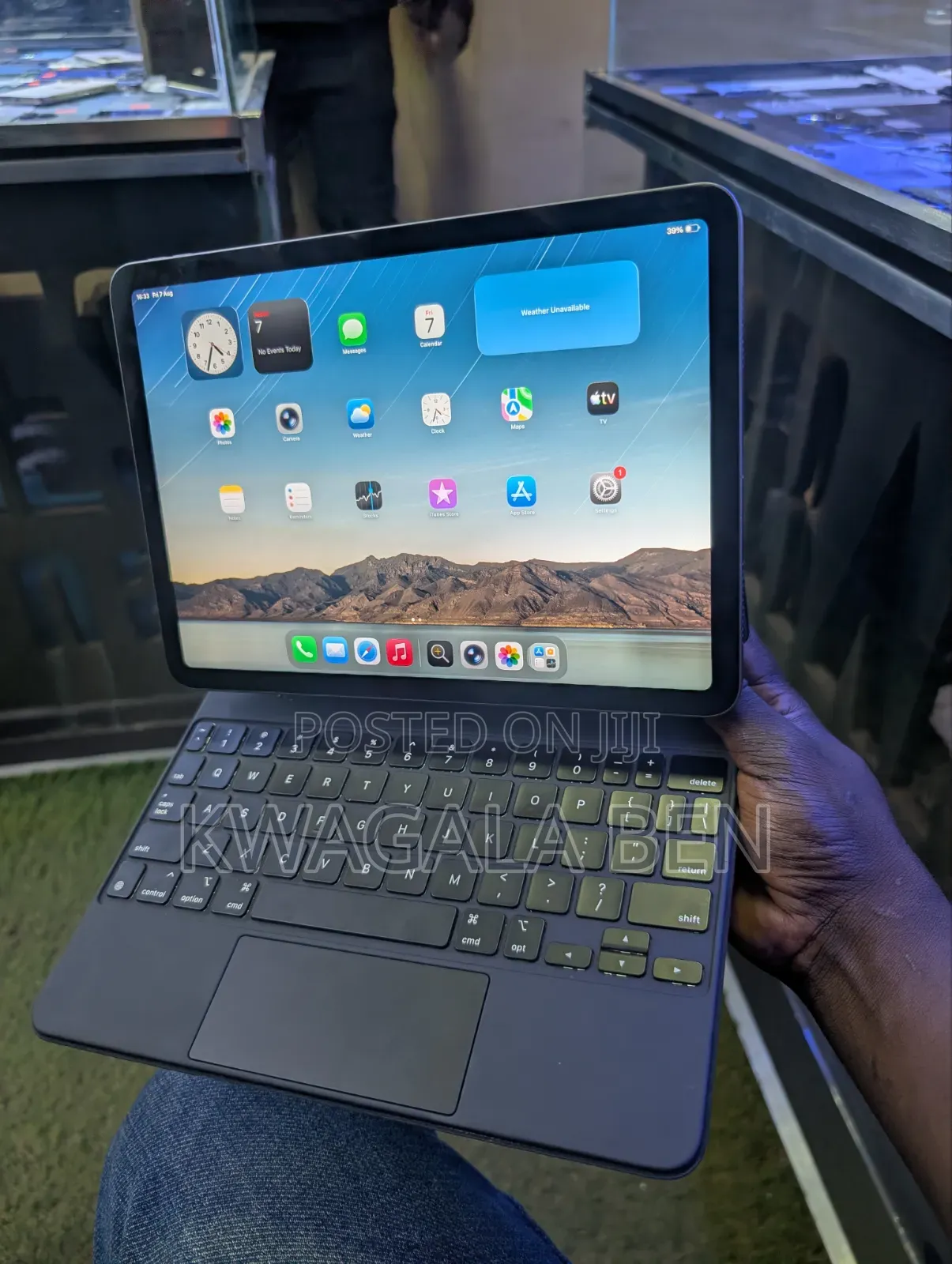 Apple iPad Air (2022) 64 GB Gray