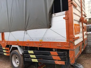 Mitsubishi 2000 Orange