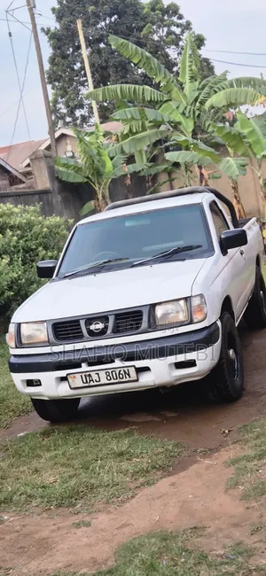 Nissan Pick-Up 2.5D 1998 White