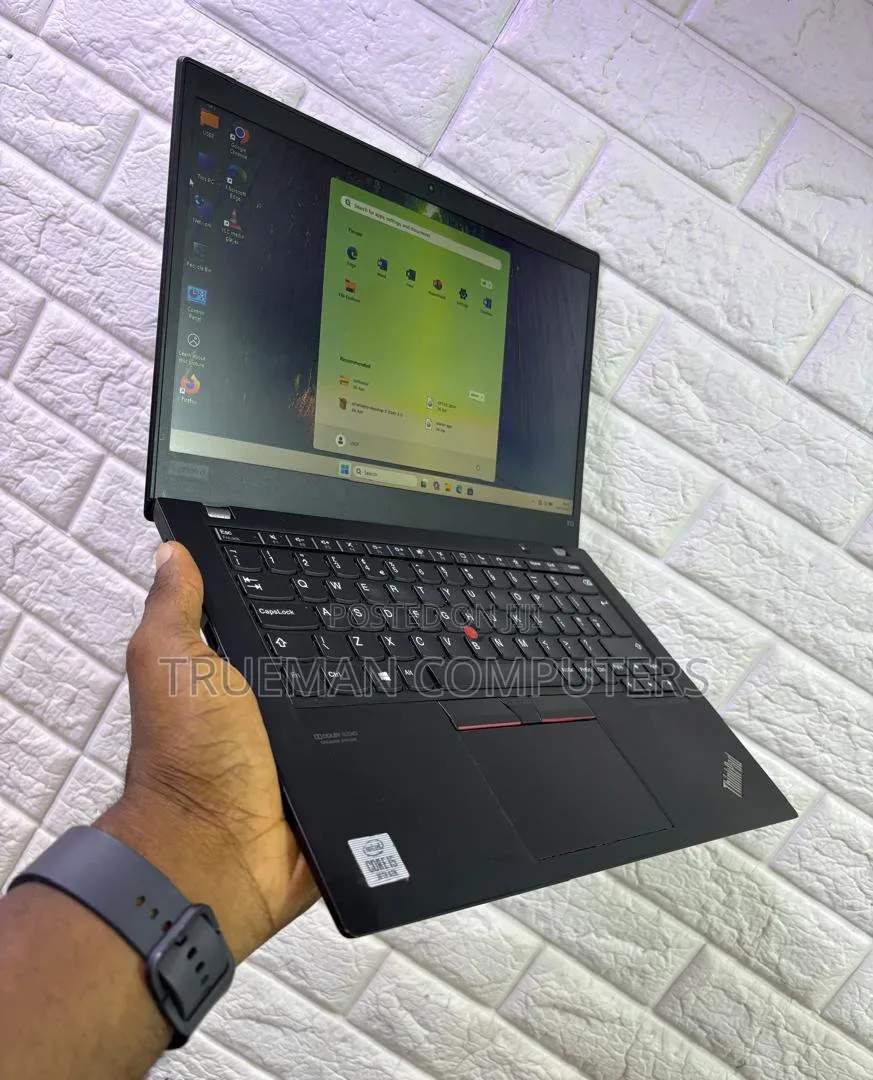 Laptop Lenovo ThinkPad X131e 8GB Intel Core i5 SSD 256GB