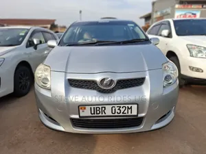 Toyota Auris 2009 Silver
