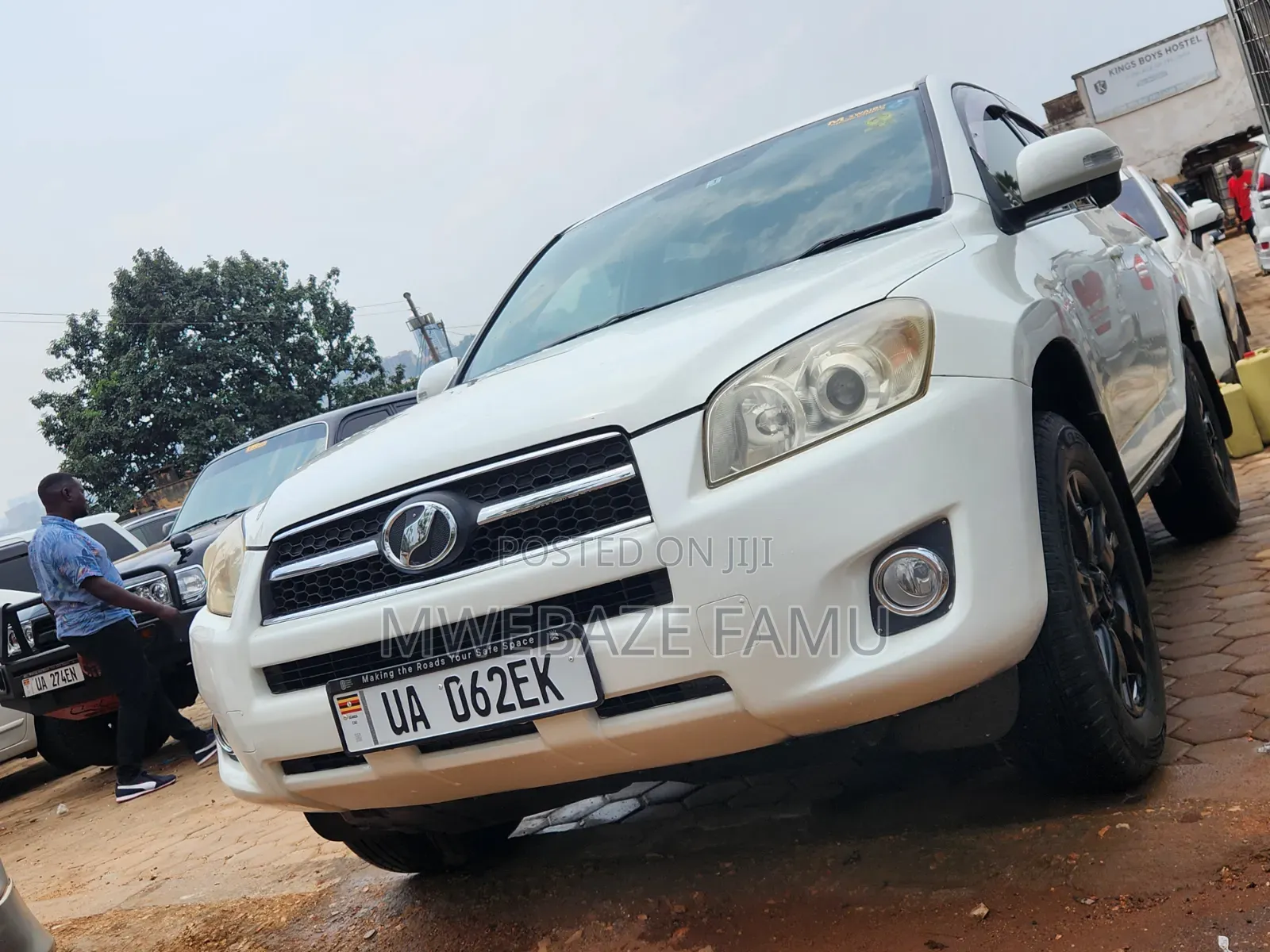 Toyota RAV4 2010 White