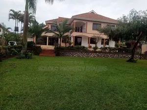 5bdrm Duplex in Bugolobi, Central Division for rent