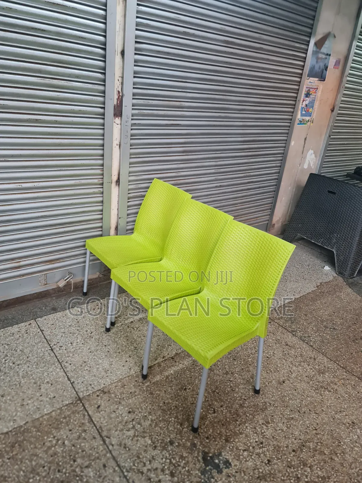 Priority Matte Plastic Chairs Plastic Chairs