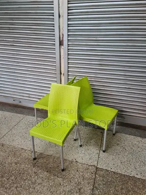 New Style Cafe Plastic Chairs Plastic Chairs