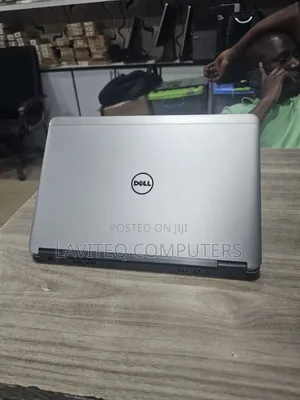 Laptop Dell Latitude E7240 8GB Intel Core i5 SSD 128GB