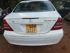 Mercedes-Benz C180 2006 White