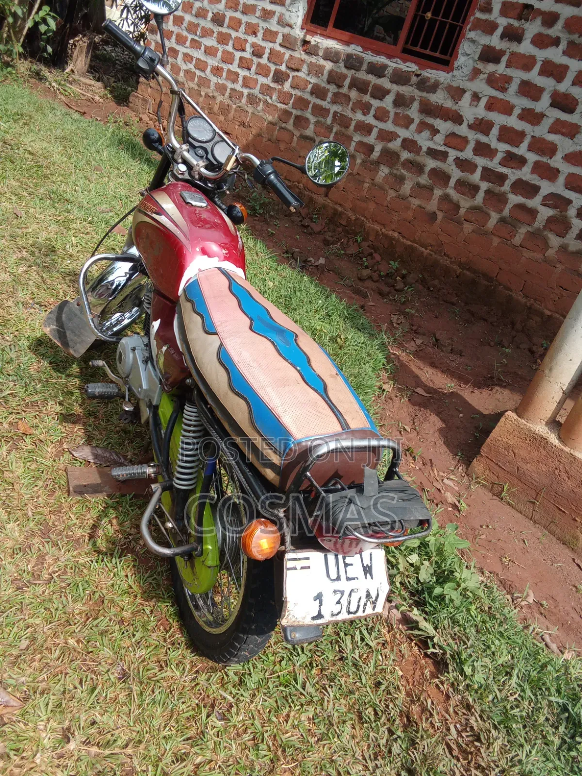Bajaj Boxer 100 2021 Red