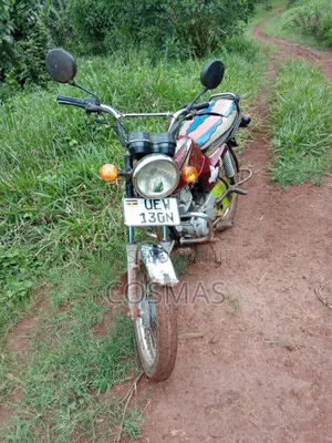 Bajaj Boxer 100 2021 Red