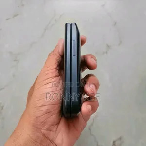 New Nokia 2720 Flip 512 GB Black