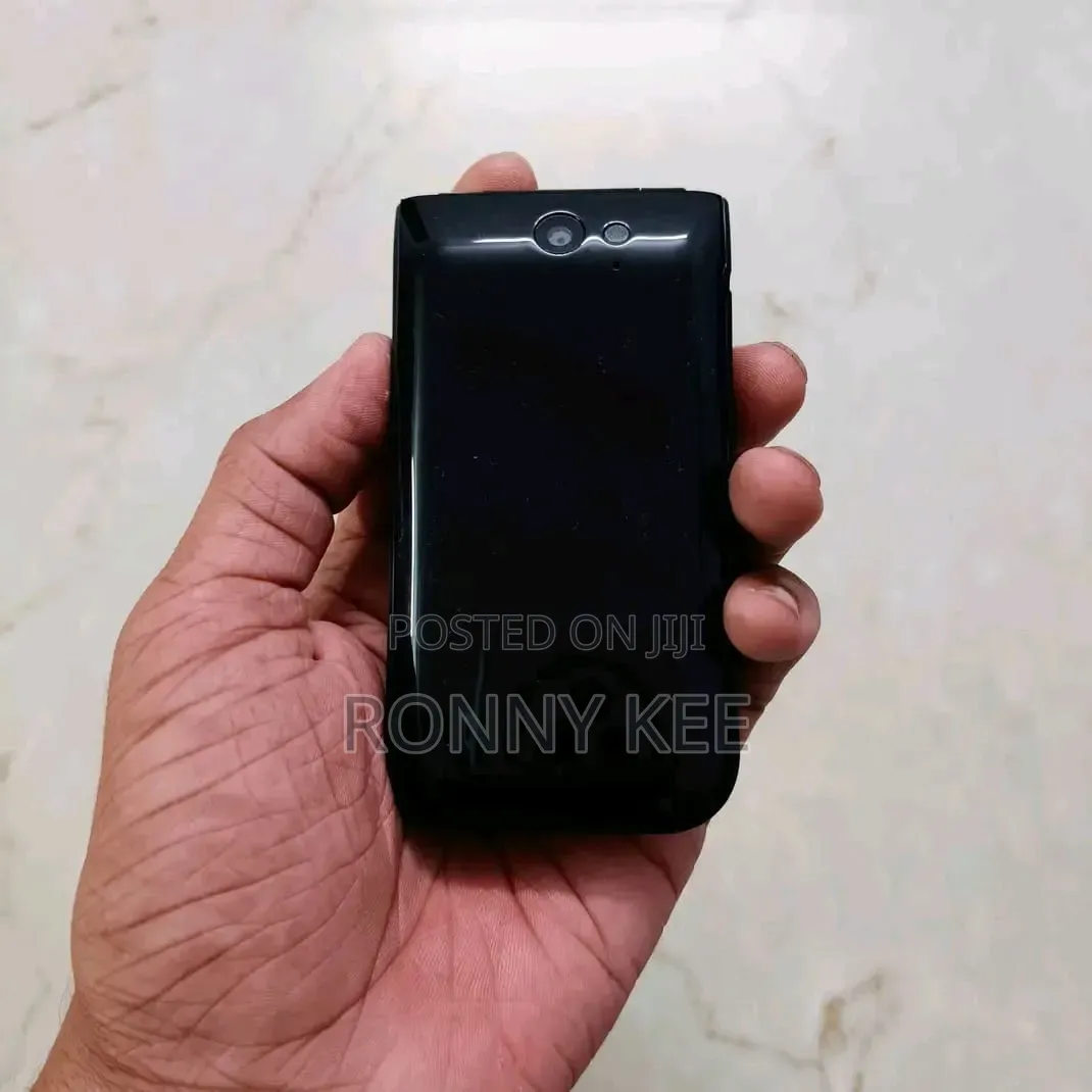 New Nokia 2720 Flip 512 GB Black