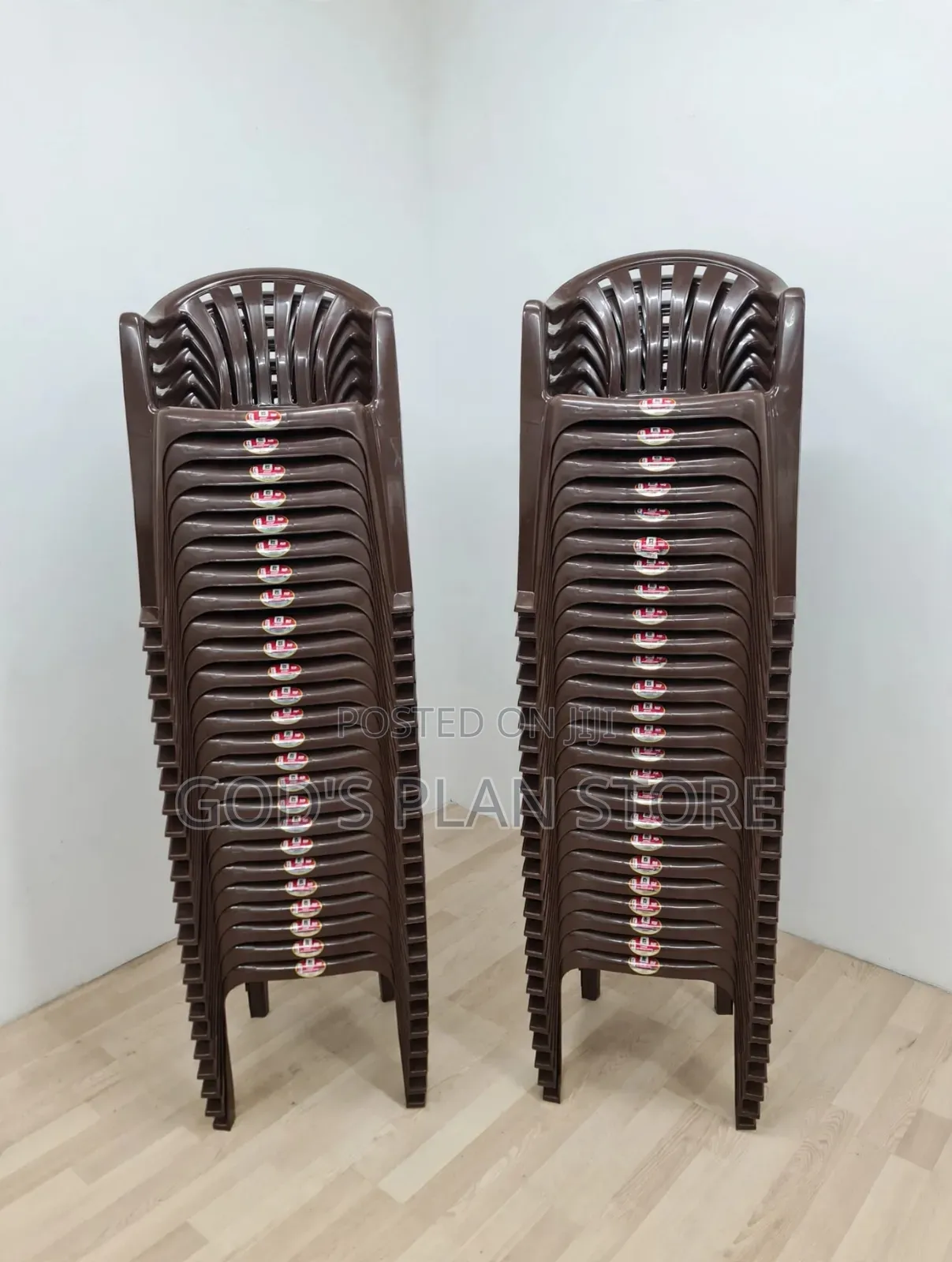 Global Coffee Armrest Plastic Chairs Plastic Chairs