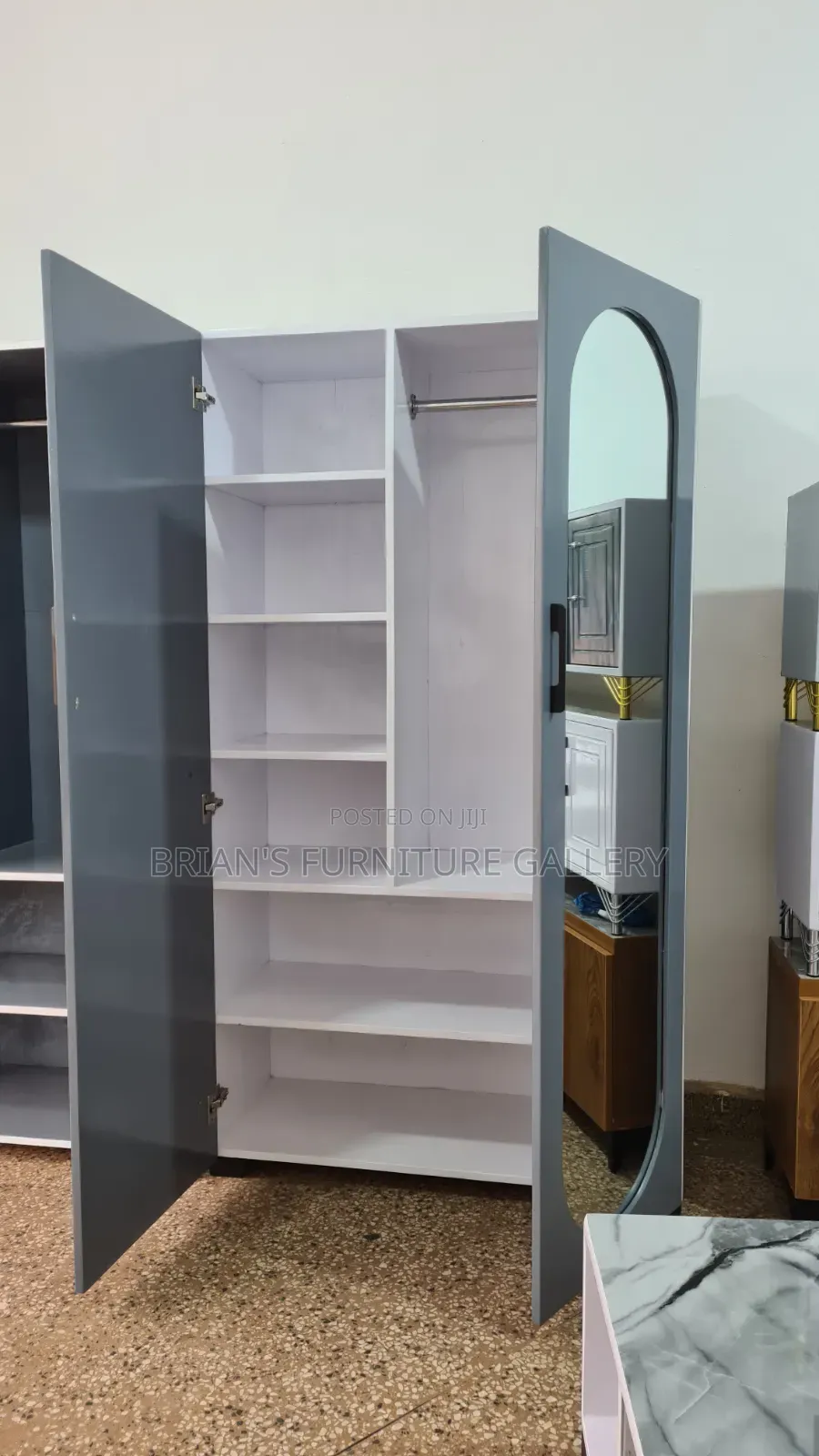Closet/Wardrobe