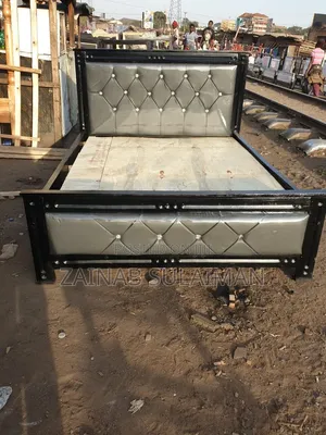 Black and White Beds
