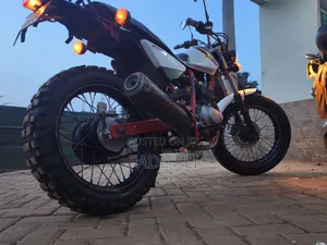 Honda 2000 Black
