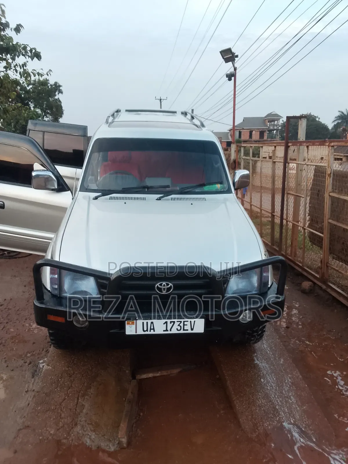 Toyota Land Cruiser 1999 Silver