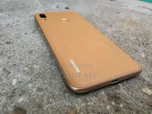 Huawei Y6 32 GB Gold