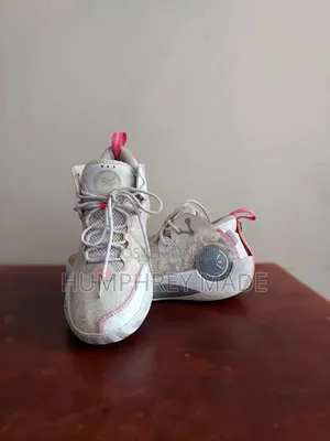 Basketball Shoes