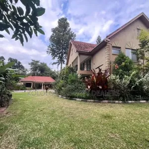 5bdrm Duplex in Naguru, Central Division for sale