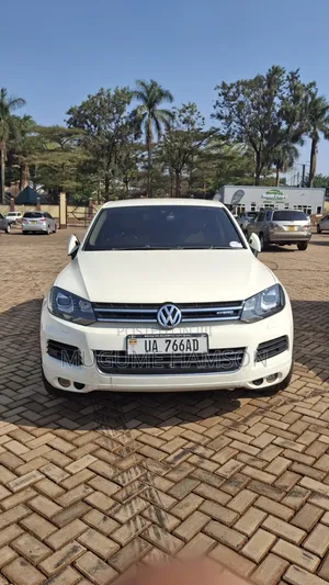 Volkswagen Touareg 2017 White