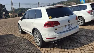 Volkswagen Touareg 2017 White