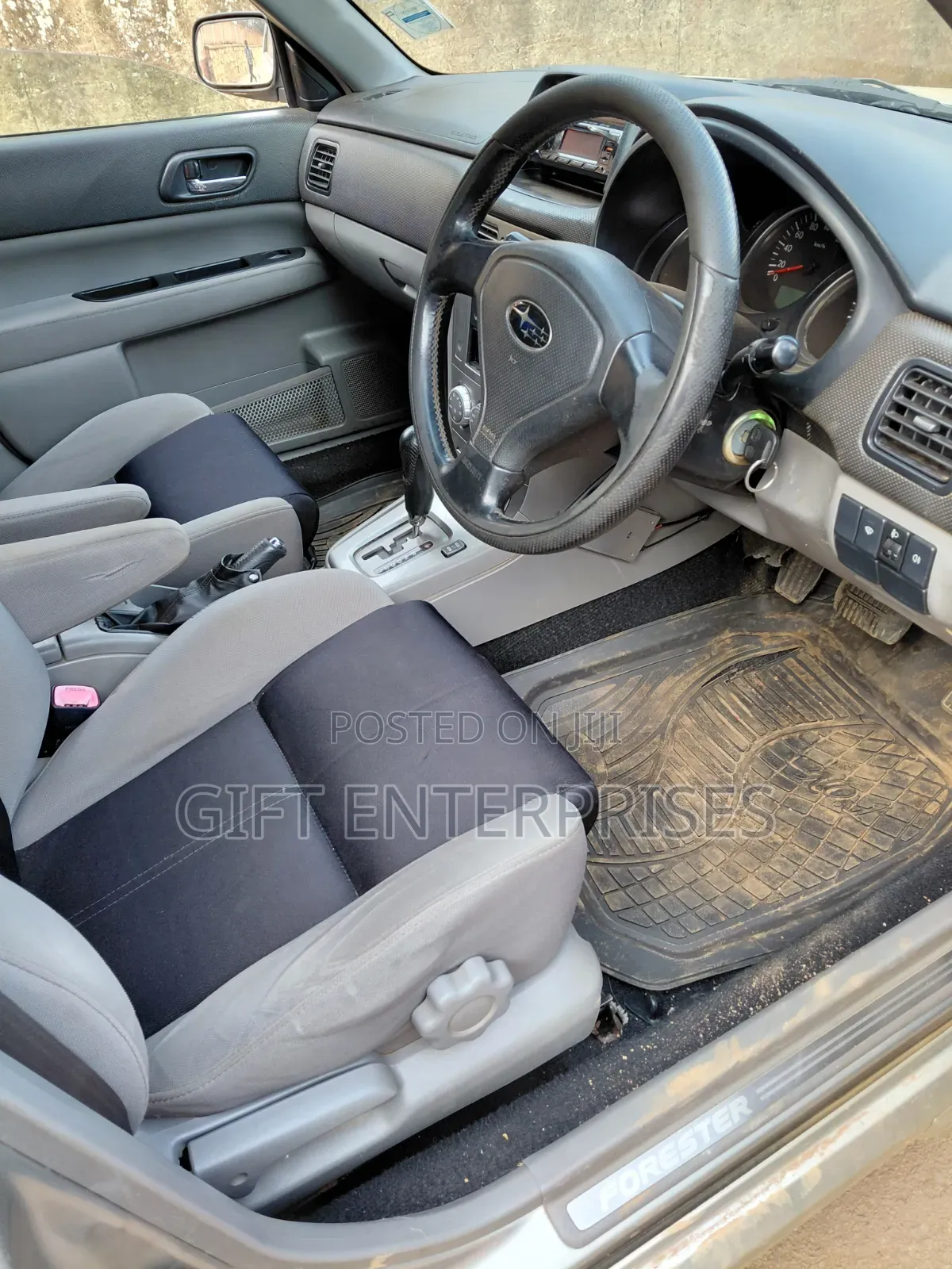 Subaru Forester 2004 Silver