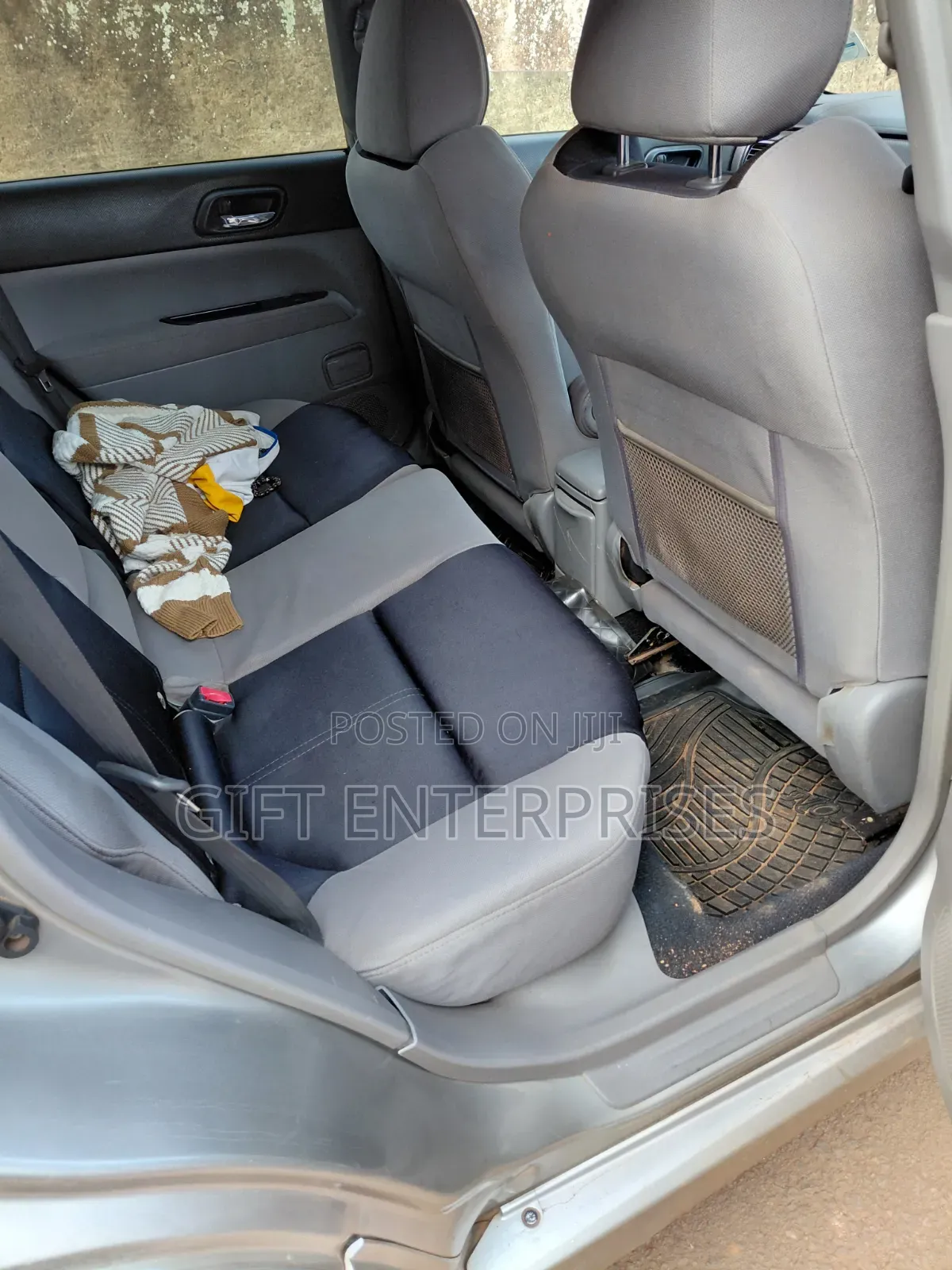 Subaru Forester 2004 Silver