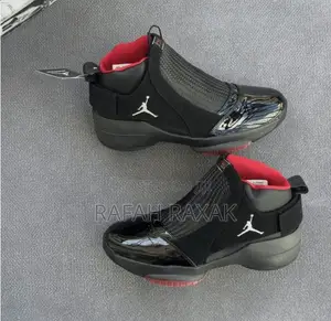 Original Nike Air Jordan 19 Retro OG “Bred” Sneakers