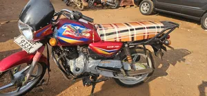 Bajaj CT 125X 2025 Red