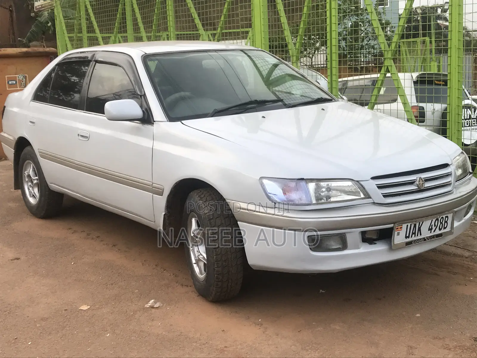 Toyota Premio 2002 Silver