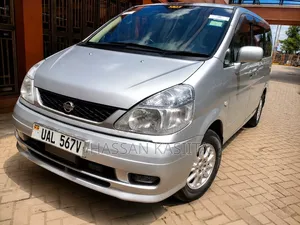 Nissan Serena 2000 Beige