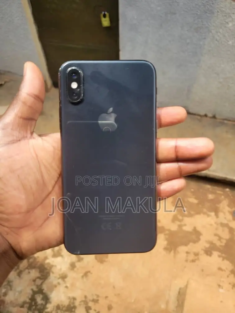 Apple iPhone XS 64 GB Black