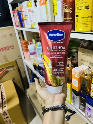 Gluta Hya Pro Age Restore
