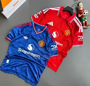 Adidas Manchester United 2026/2027 Jersey.