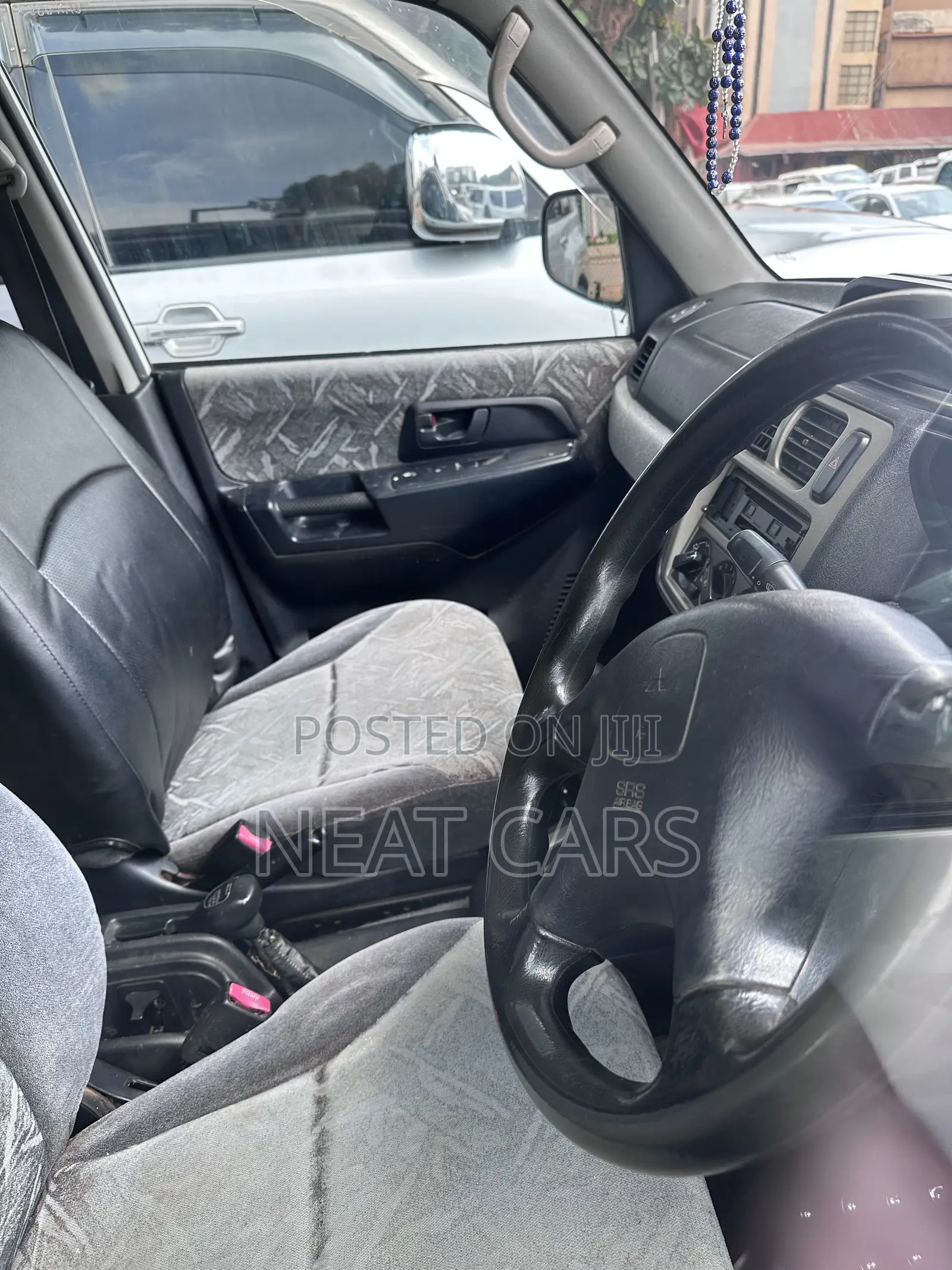 Mitsubishi Pajero IO 2006