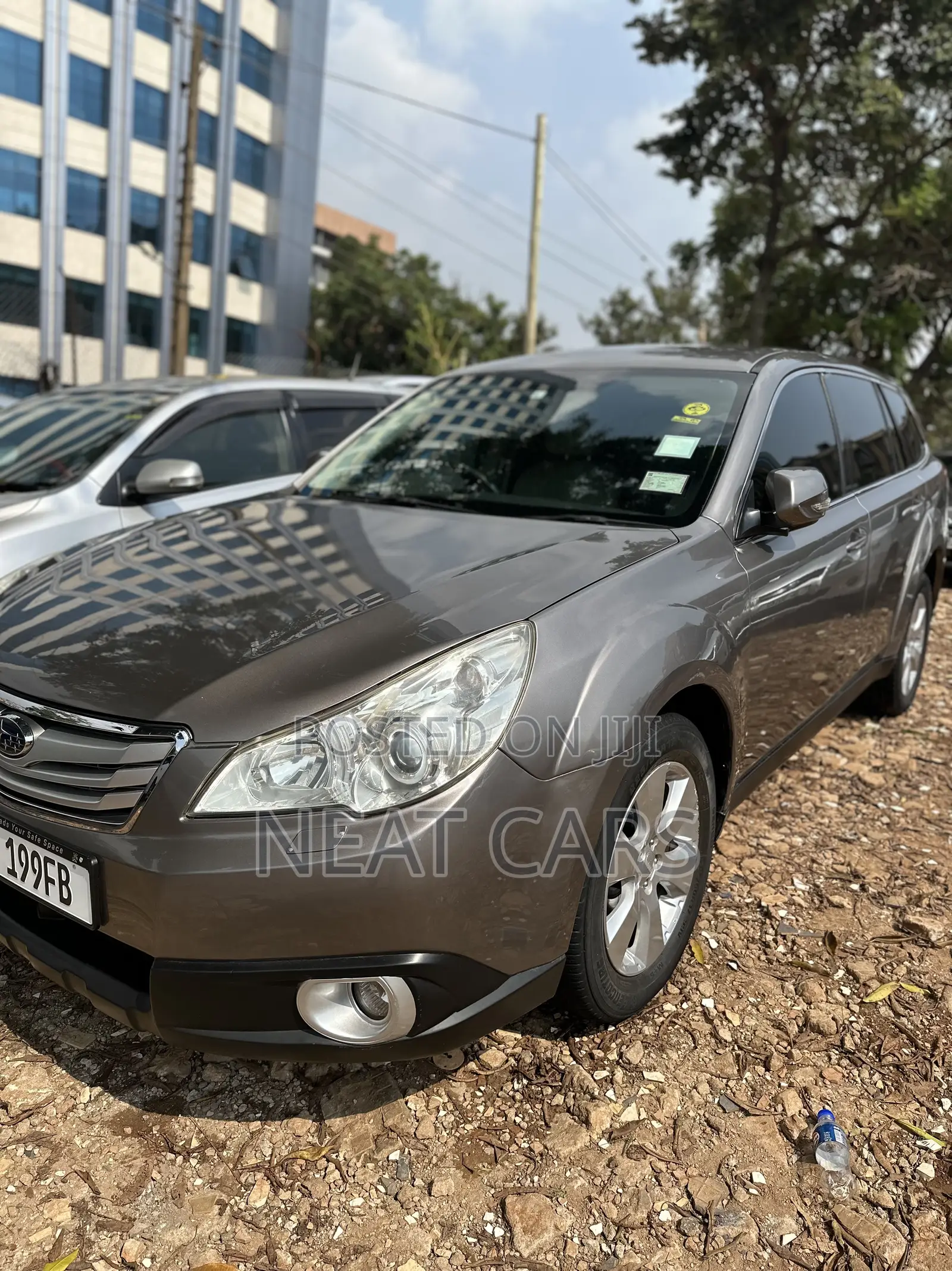 Subaru Outback 2011 Gold