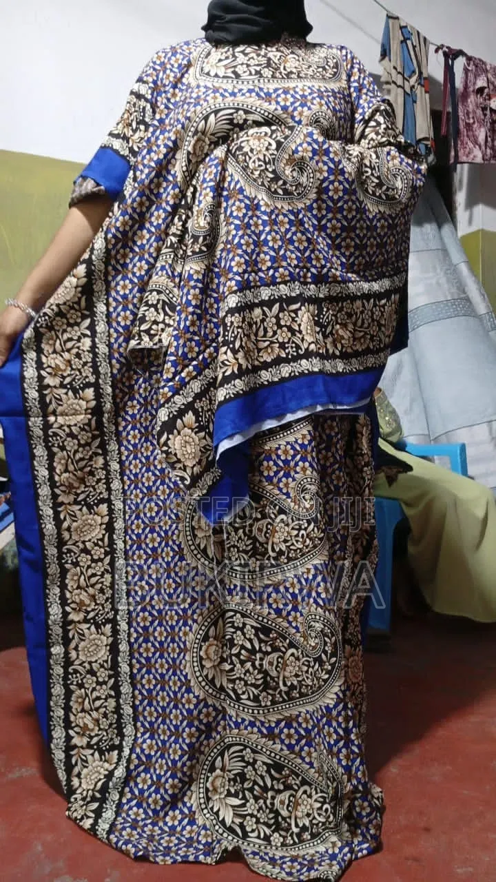 Stylish Deras With Veil