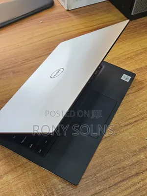 Laptop Dell XPS 13 7390 8GB Intel Core i5 SSD 256GB