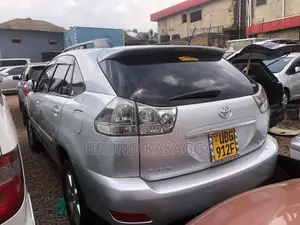 Toyota Harrier 2.4 2006 Silver
