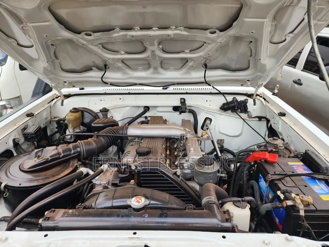 Toyota Land Cruiser 2017 White